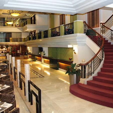 The Royal Mandaya Hotel Davao Exterior photo