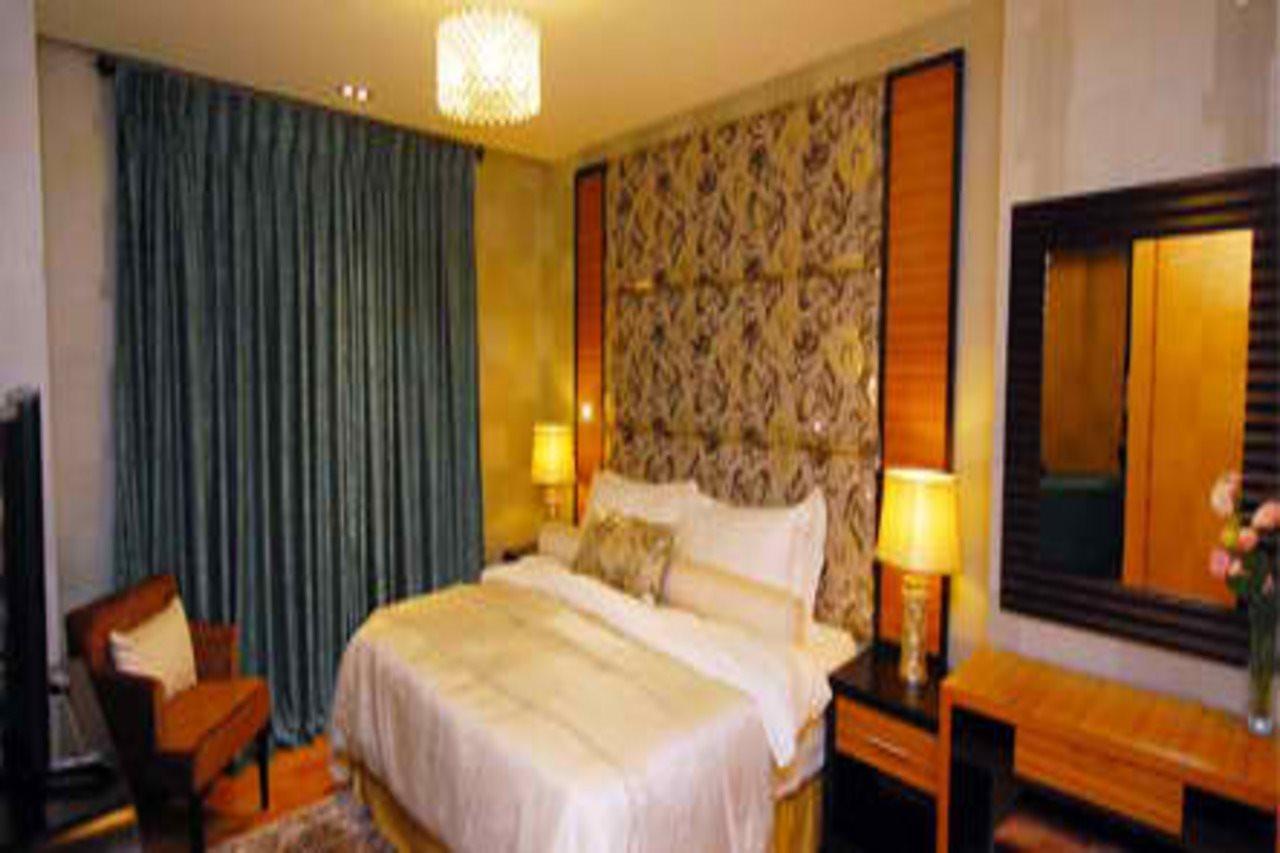 The Royal Mandaya Hotel Davao Exterior photo