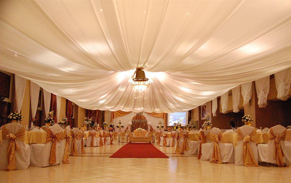 The Royal Mandaya Hotel Davao Exterior photo