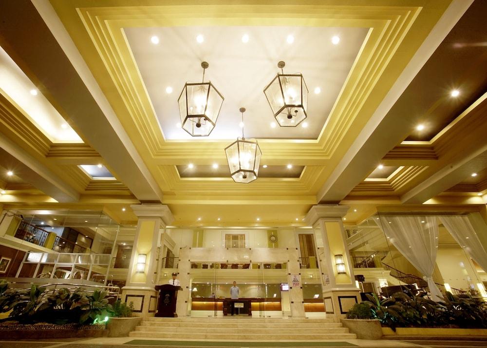 The Royal Mandaya Hotel Davao Exterior photo