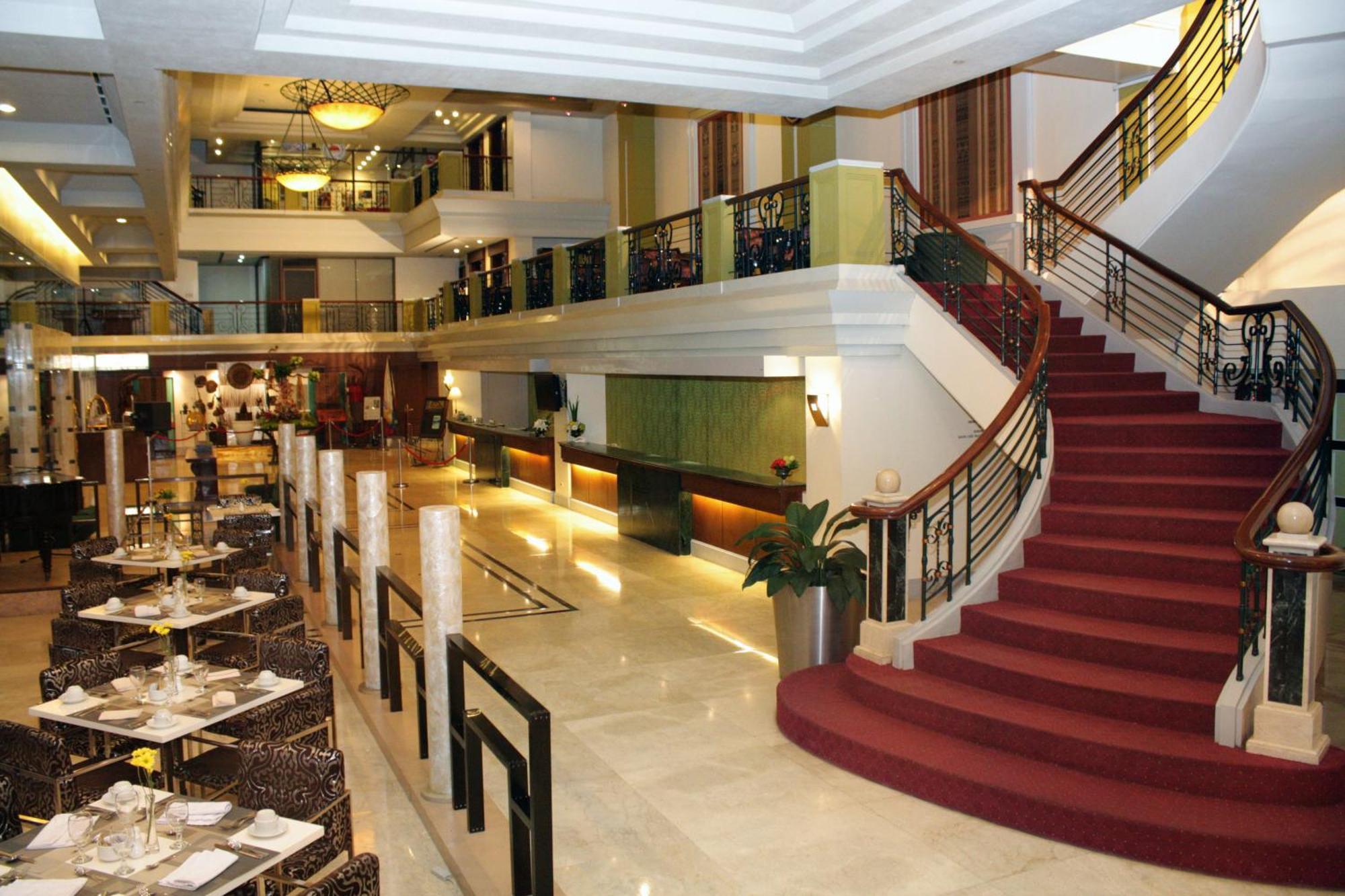 The Royal Mandaya Hotel Davao Exterior photo