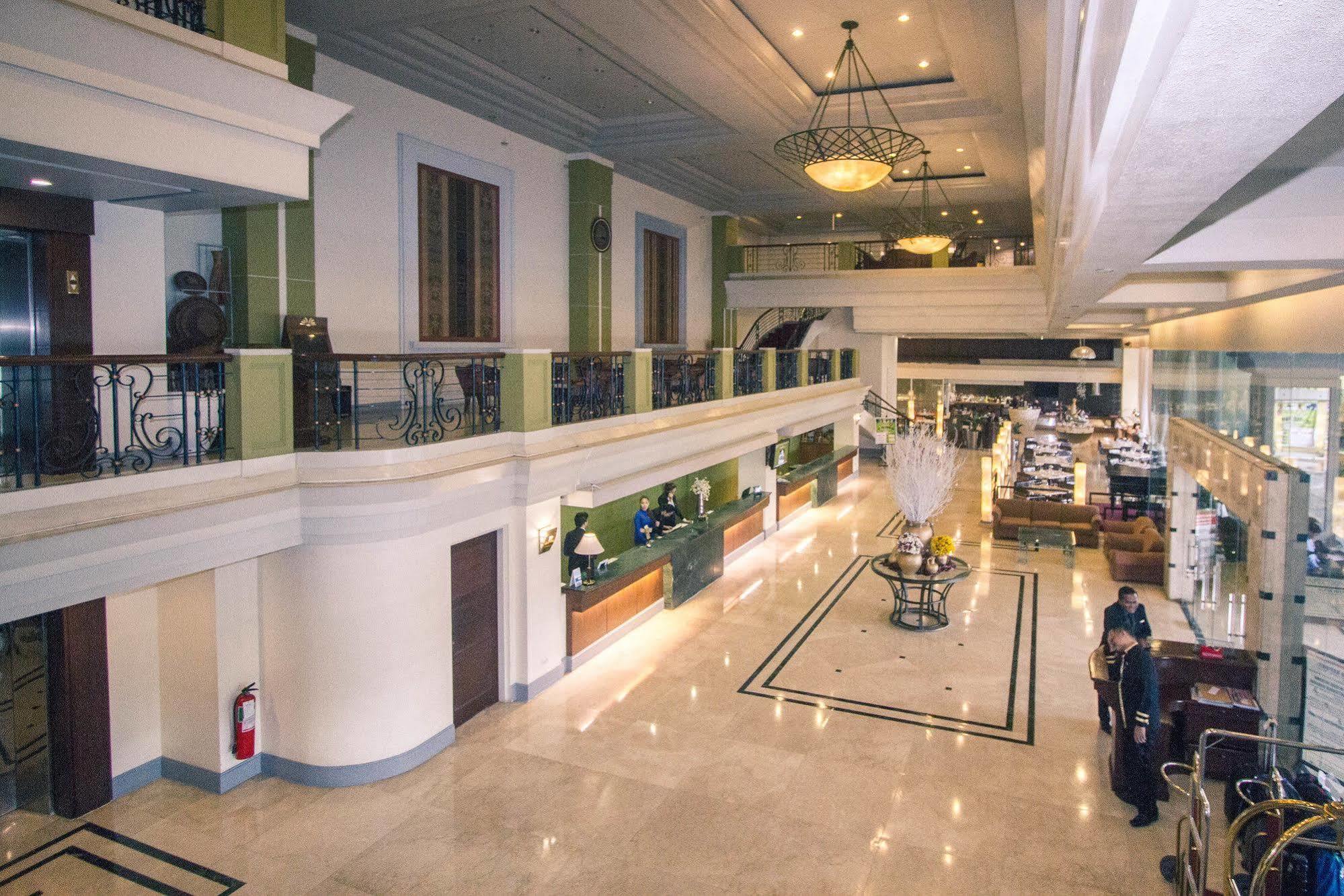 The Royal Mandaya Hotel Davao Exterior photo